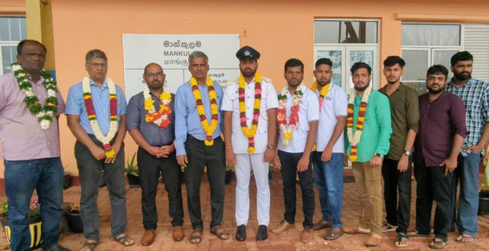 INSIGHTS - மாங்குளம் ரயில்நிலையத்தில் நூலகம், சுத்திகரிக்கப்பட்ட குடிநீர் வசதிகள் அமைப்பு